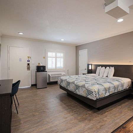 Motel 6, Tustin, Orange County-Ca מראה חיצוני תמונה