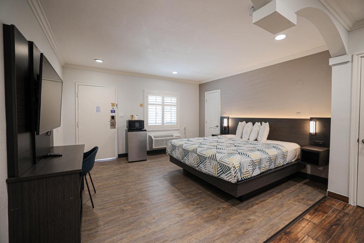 Motel 6, Tustin, Orange County-Ca מראה חיצוני תמונה