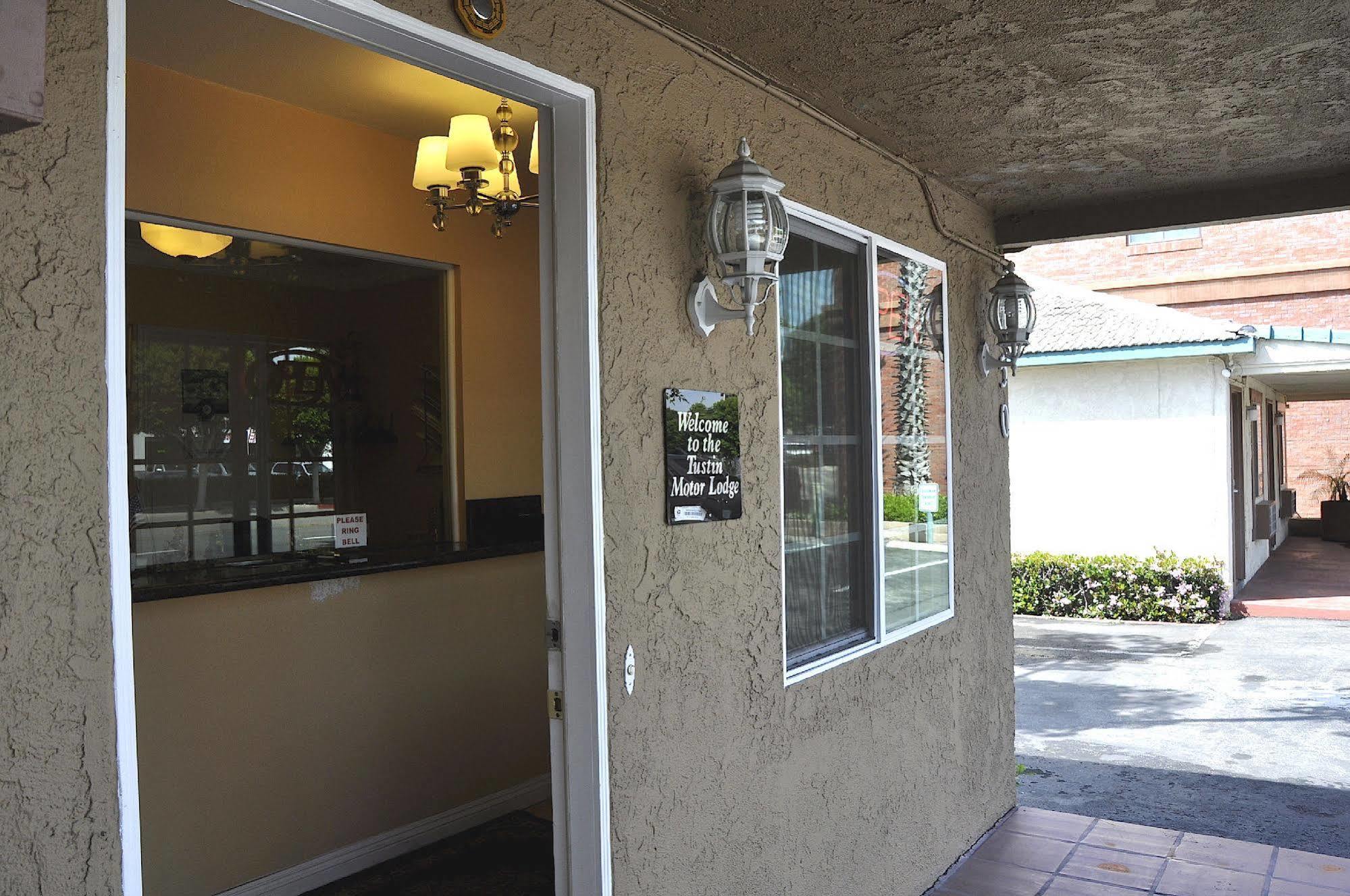 Motel 6, Tustin, Orange County-Ca מראה חיצוני תמונה